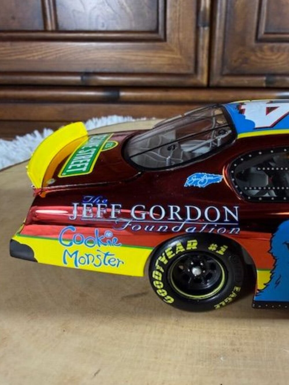 Vintage Jeff Gordon #24 Foundation Sesame Street II 2003 Monte Carlo 1:24 Car - Picture 8 of 16